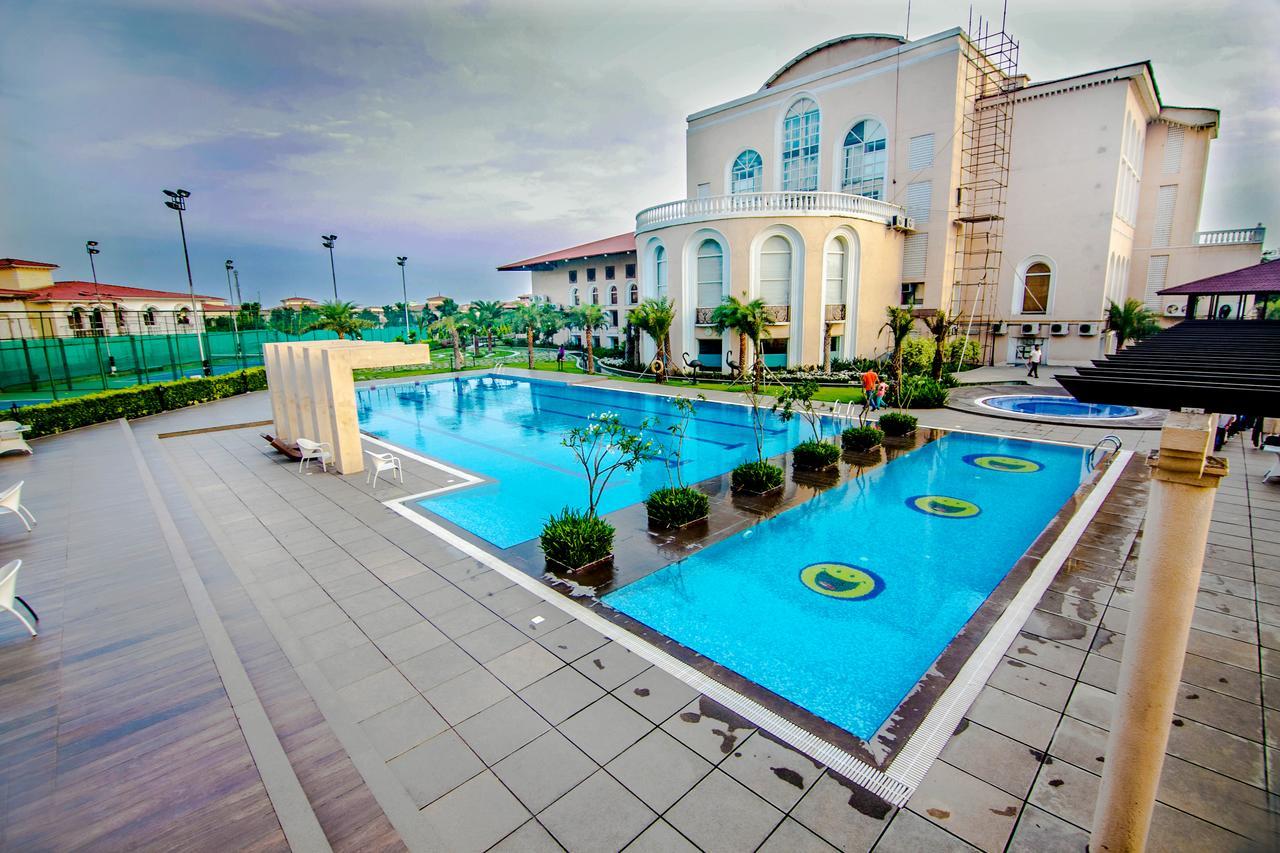 Club Paraiso Raipur  Exterior photo