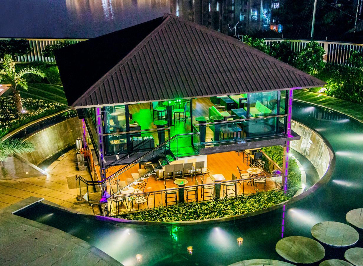 Club Paraiso Hotel Raipur  Exterior photo